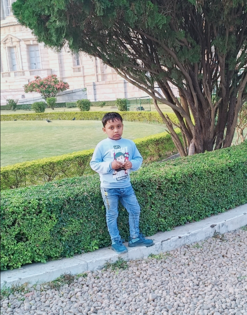 Ahil Khan